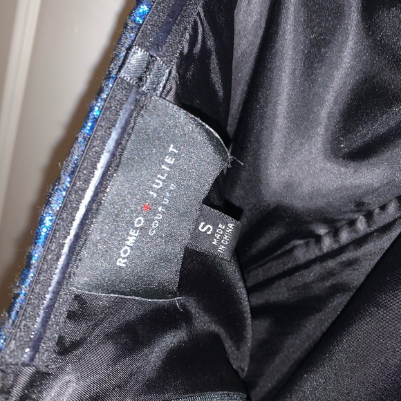 Romeo & Juliet strapless cocktail dress - Picture 3 of 3